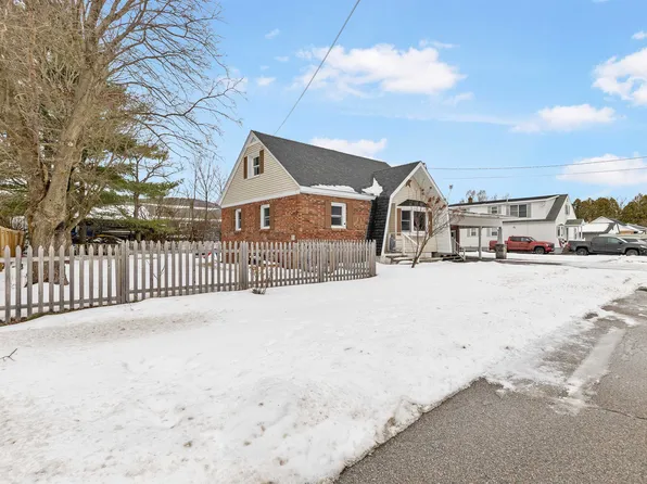 23 Countryside Avenue, Berlin, NH 03570