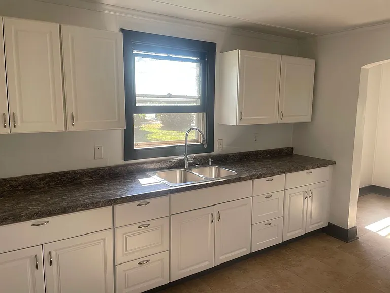 1010 Cherry St — Photo 12