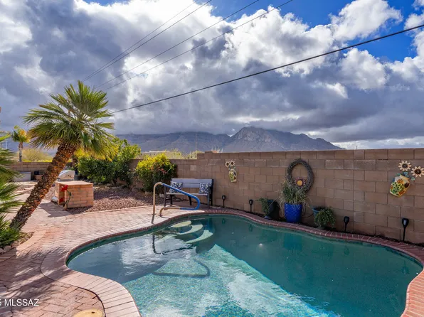 11219 N Platte Dr, Oro Valley, AZ 85737