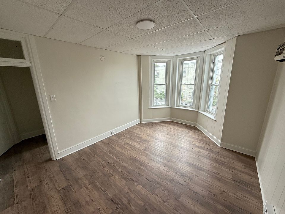 2nd image of 34 S Mulberry St #11474637