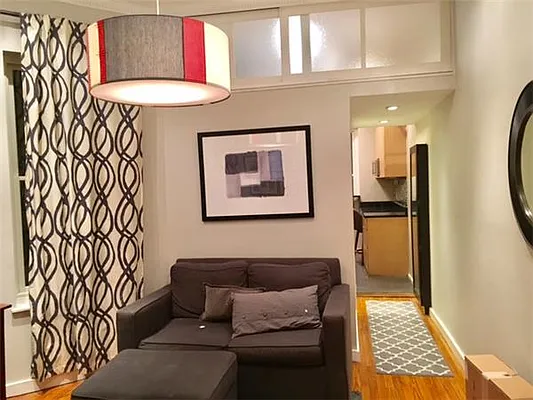 Rented by Bank Neary | media 120