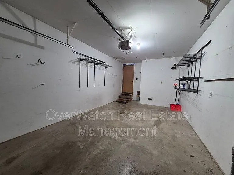 6872 Tamir Ave — Photo 23