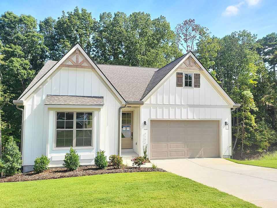 Similarly built Downing