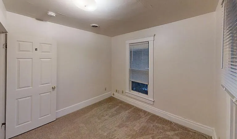 802 E Kingsley St #1 — Photo 19
