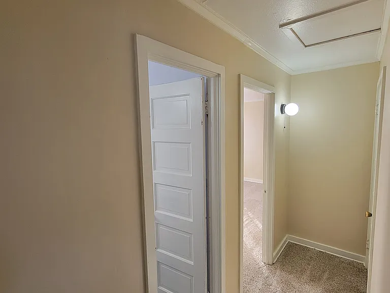 4011 E Whitney Ln — Photo 13