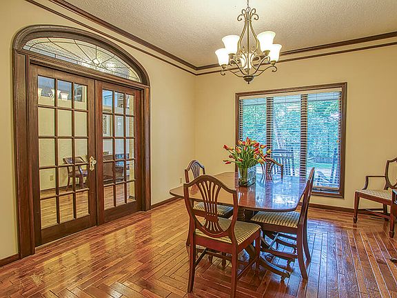 3rd image of 4370 E Whitehall Drive