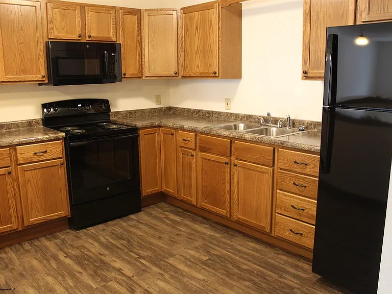 52 N Brown St #B — Photo 4