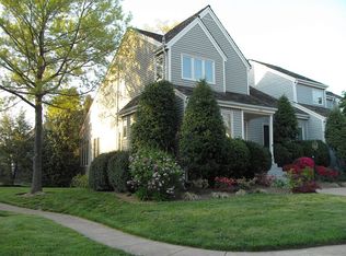 1301 Wedgewood Manor Way, Reston, VA 20194