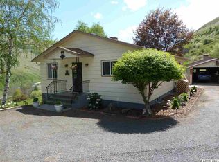 5301 Riverview Dr, Juliaetta, ID 83535