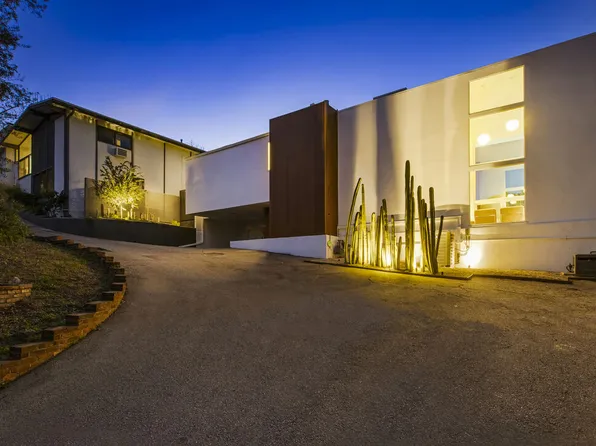 11534 Laurelcrest Dr, Studio City, CA 91604