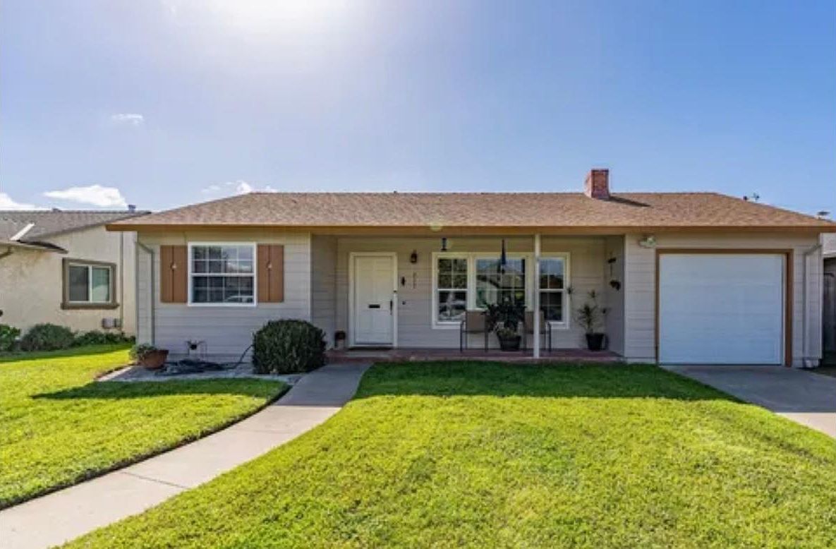 437 Loma Dr, Salinas, CA 93906 Zillow