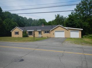 97 Enfield Rd, Lincoln, ME 04457