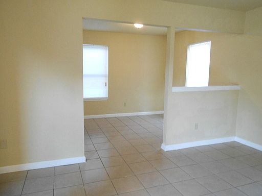 4th image of 318 Renfro St APT C