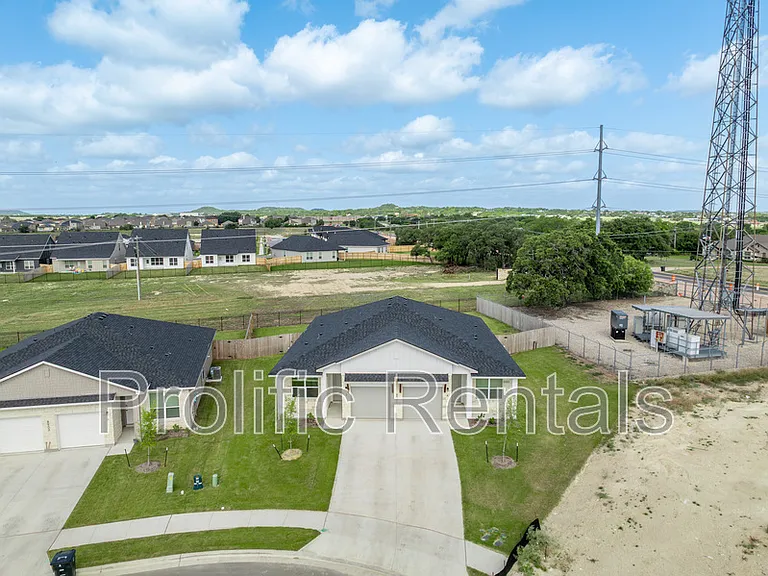 8901 Prickly Ash Dr #B — Photo 5