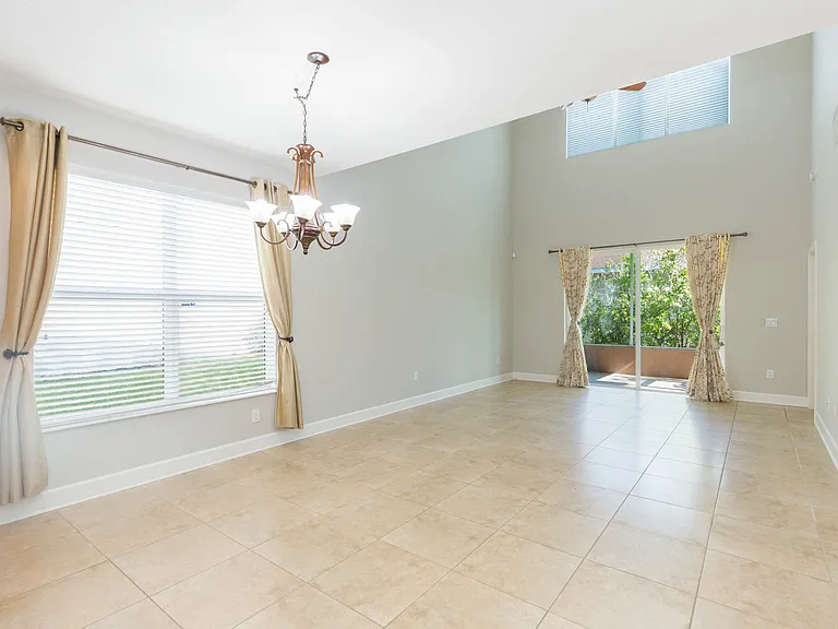 Dining room & family room combo