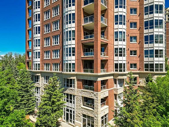 4th image of 690 S Princeton Way SW #301