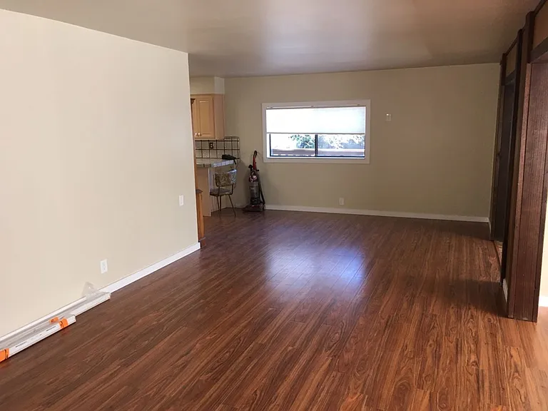 3690 Tulare St — Photo 8