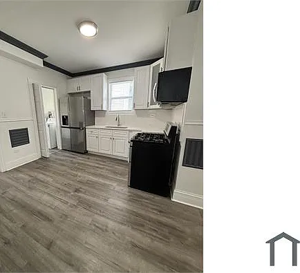 2452 W 46th Pl #2 — Photo 8