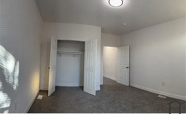 1921 N Fulton Ave — Photo 18