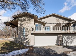 14726 Southampton Dr, Burnsville, MN 55306