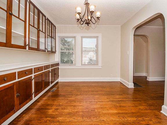5th image of 1206 Oglewood Ave