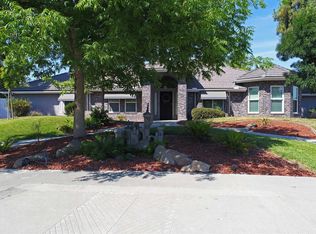 2561 Lemmon Ct, Hanford, CA 93230