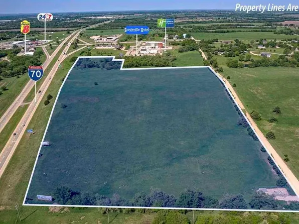 900 2400th Ave, Abilene, KS 67410