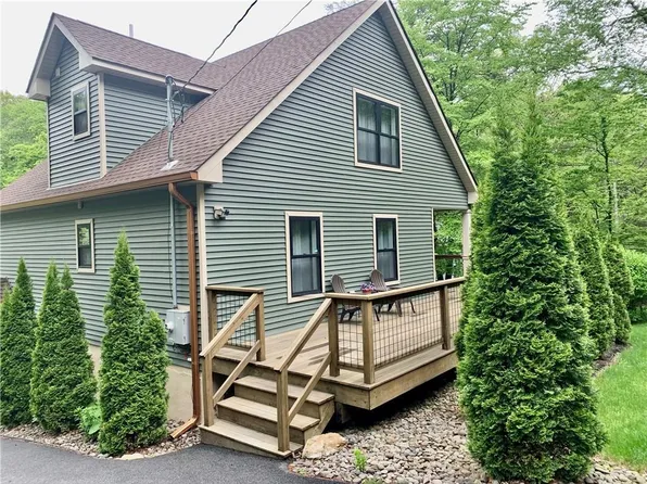 422 Buttermilk Falls Road, Warwick, NY 10990