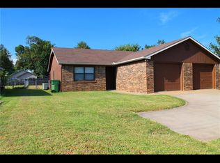 1407 W New Hope Rd, Rogers, AR 72758