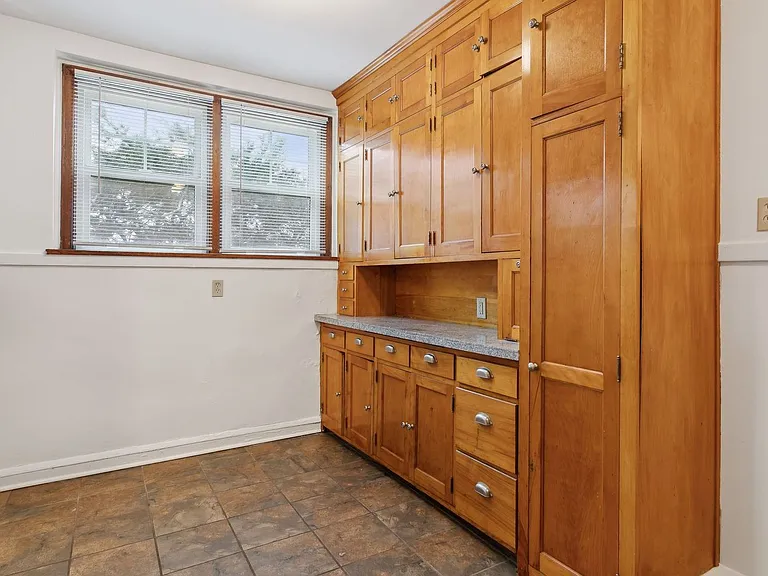 4652 Chicago Ave South — Photo 4