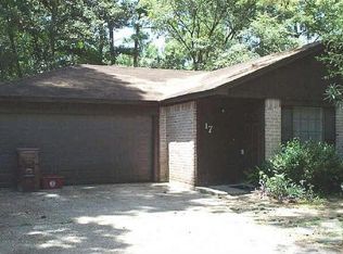 17 E Bigelow Oak Ct, Spring, TX 77381