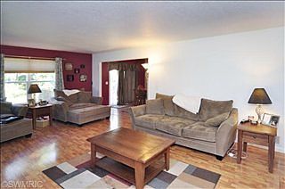 5th image of 6504 Caddam Wood Ave