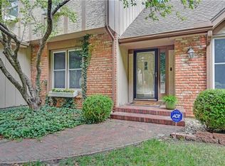 9118 Allman Rd, Lenexa, KS 66219