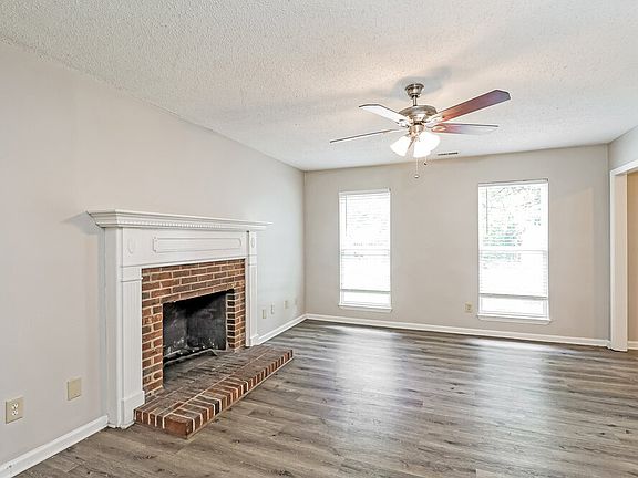 5th image of 2341 Castlecomer Dr
