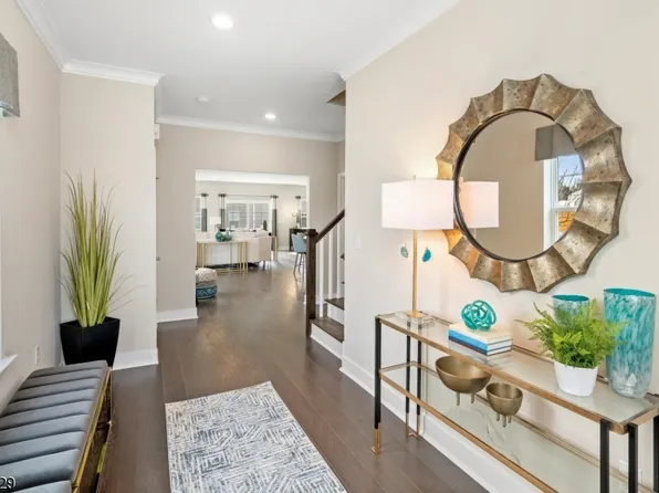 2 Ventura, East Hanover Twp., NJ 07936