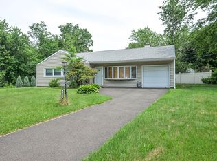 2961 Sussex Rd, Feasterville Trevose, PA 19053