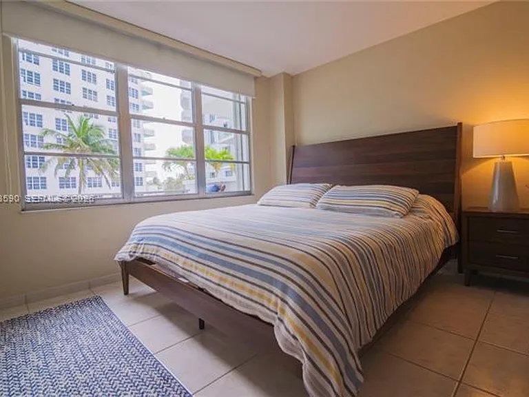 5151 Collins Ave #428 — Photo 6