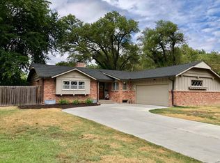 1006 N Whitfield St, Wichita, KS 67206