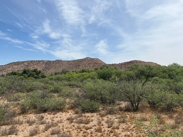 0000 Siesta Street #4, Clarkdale, AZ 86324