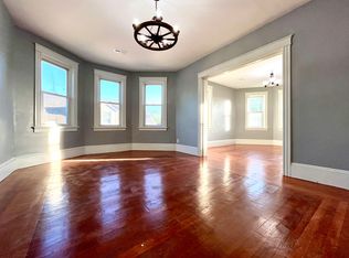 105 Alverson Ave APT 3, Providence, RI 02909