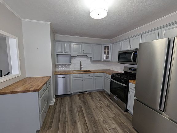 2nd image of 6220 Narragansett Dr