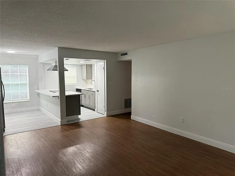 726 Edgewater Dr #2 — Photo 14