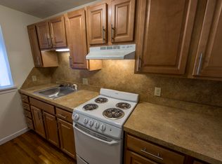 1799 Centre St APT 18, West Roxbury, MA 02132