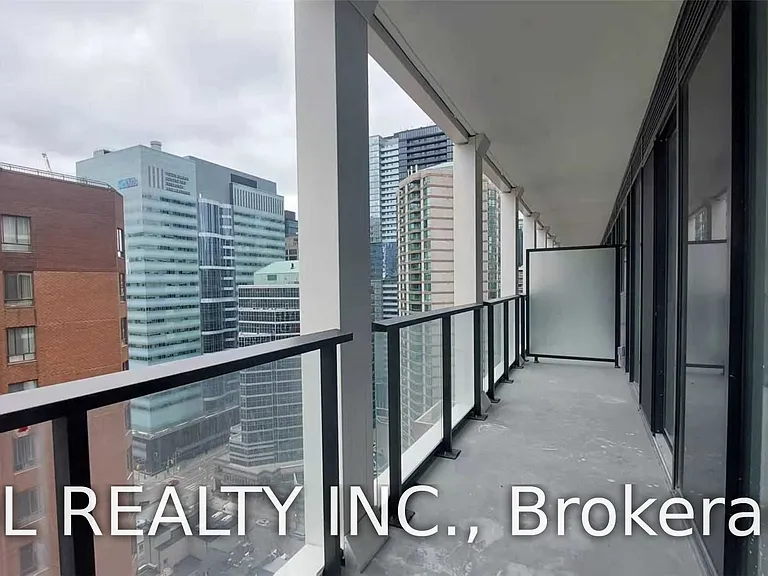 20 Edward St #2011 — Photo 9