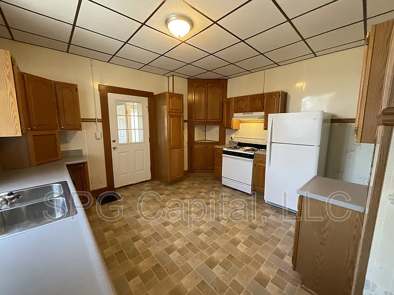 38 Philadelphia Ave — Photo 4