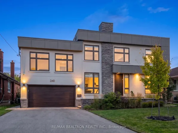 240 Maxwell St, Toronto, ON M3H 5B7