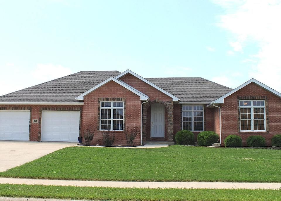1st image of 504 Peterson Ln