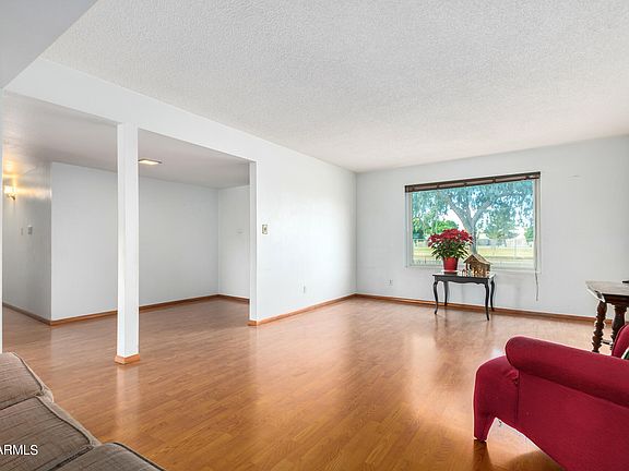 3rd image of 2111 S RIVER Drive