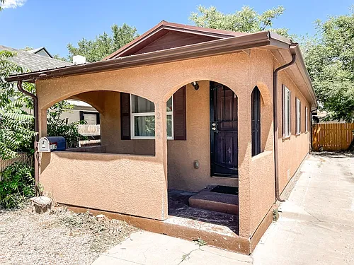 1234 Pine St Photo 1