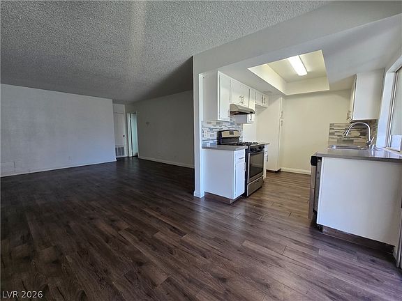 2nd image of 1405 Vegas Valley Dr APT 91